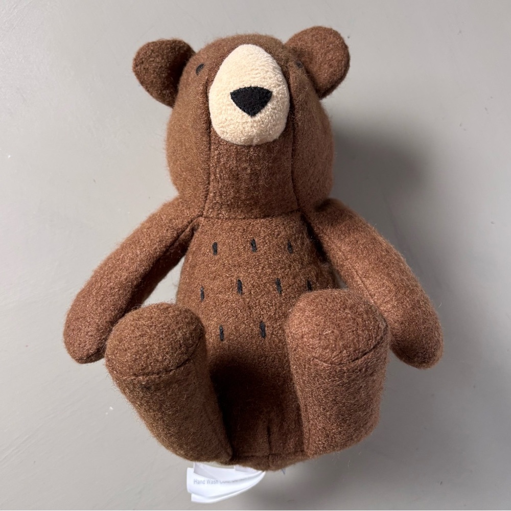 WEST ELM x POTTERY BARN Maxi Golden Caramel Liewood Barty Plush Teddy Bear - Picture 4 of 9